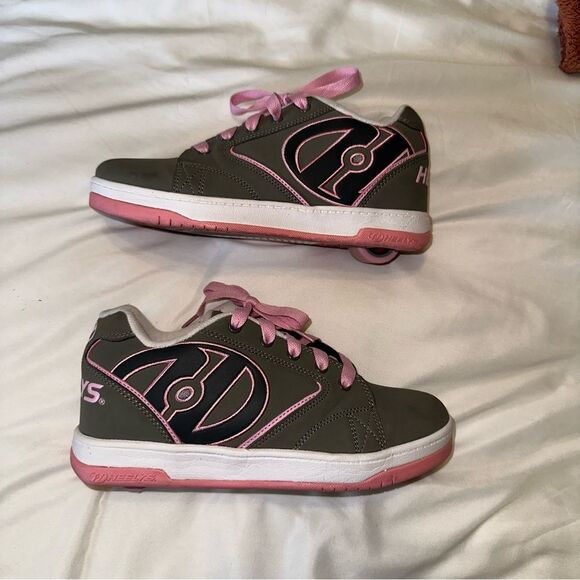 Pink and Gray Heely’s with Wheels - Picture 1 of 7